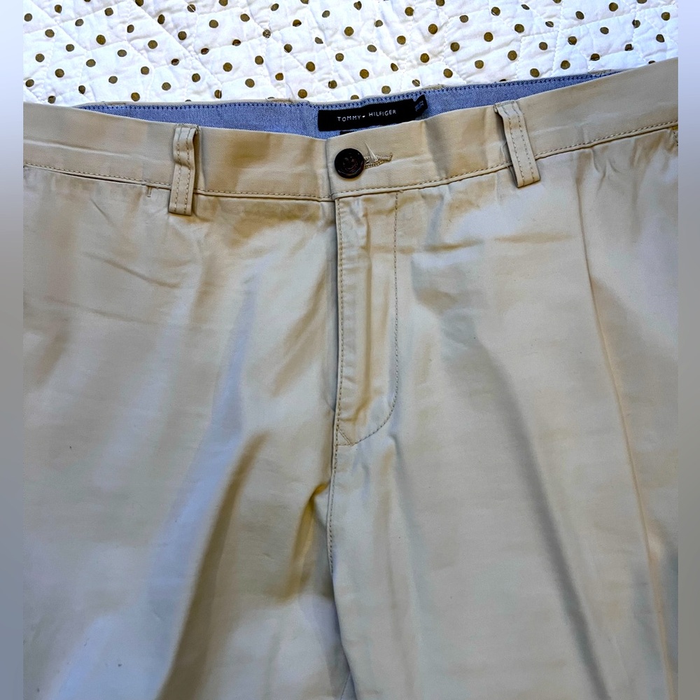 Tommy Hilfiger men’s khaki slacks